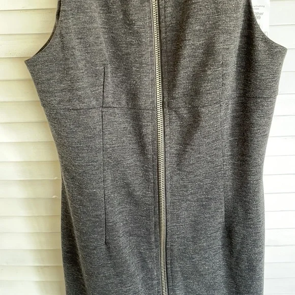 B.B. DAKOTA Gray Sleeveless Bodicon Full zipper front Dress, Size Medium* - Picture 4 of 5